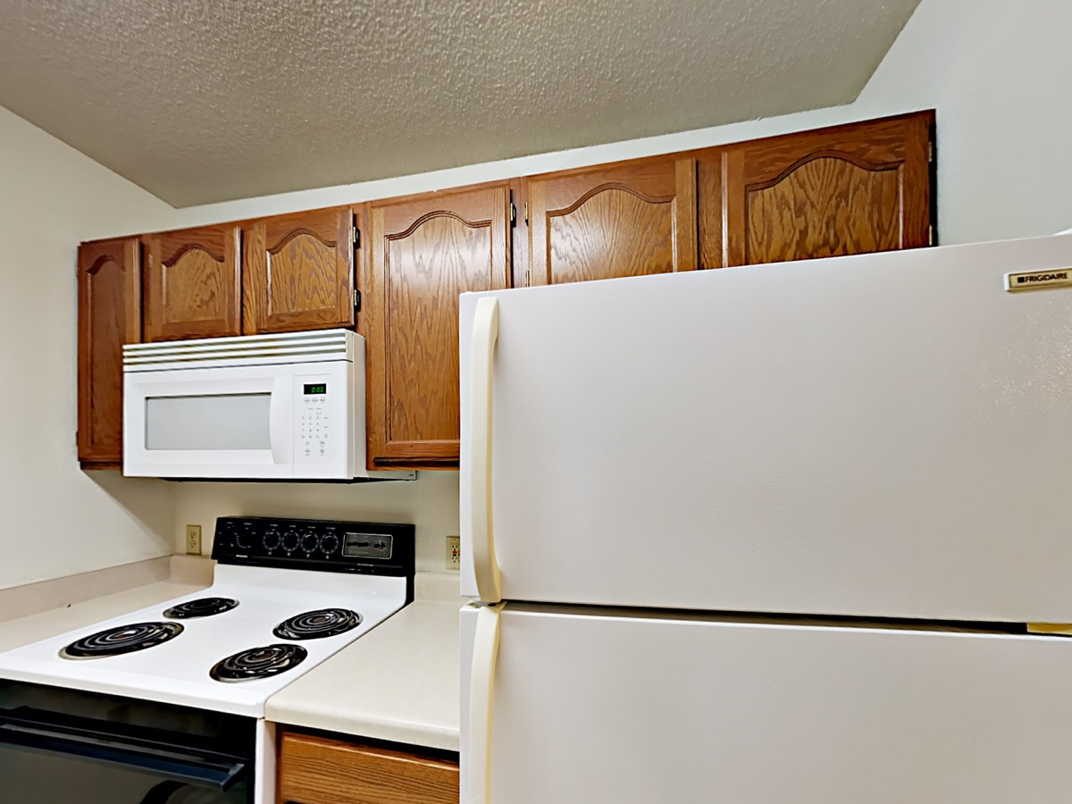 Willow Brook Greens Apartments - Photo 7 of 29