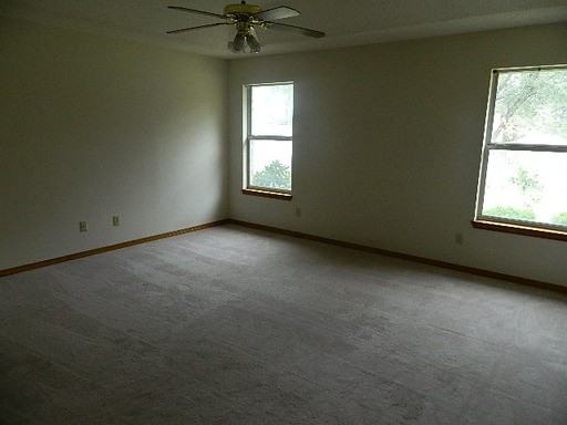 1012 Tanton Cir - Photo 2 of 16