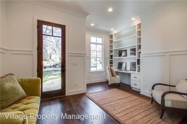 923D Gale Ln - Photo 3 of 25