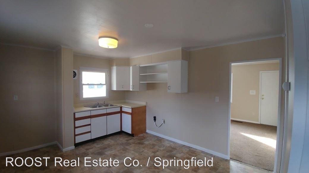 1720 Tarimore Dr - Photo 2 of 8