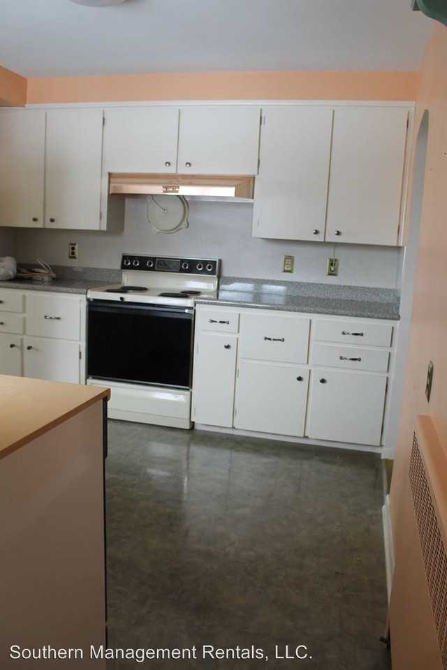 10830 Manifold School Rd - Photo 3 of 8