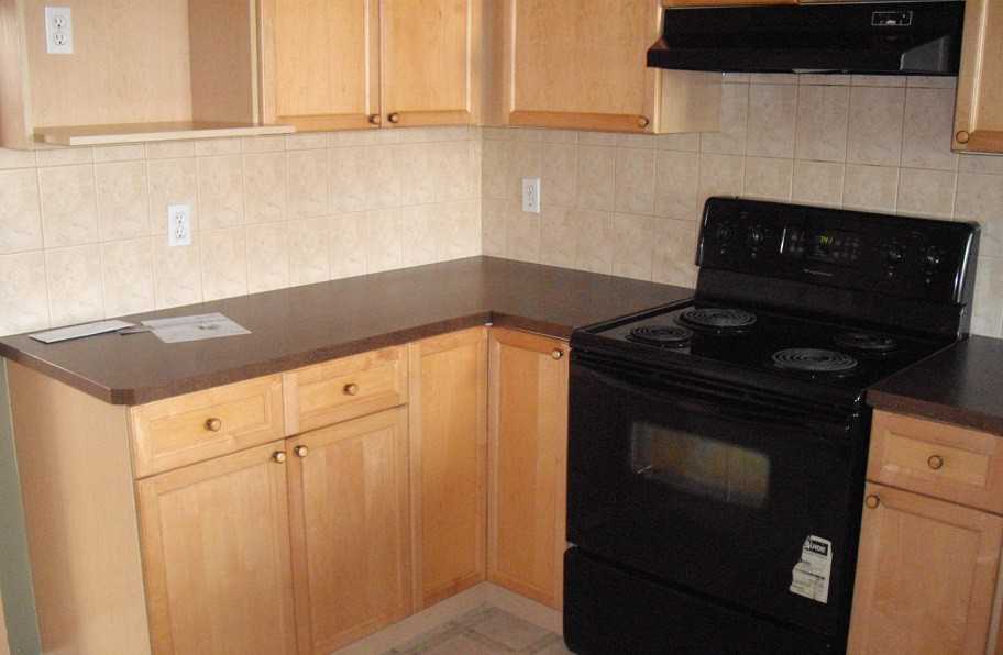 751 Copperfield Boulevard Southeast - Photo 2 of 8