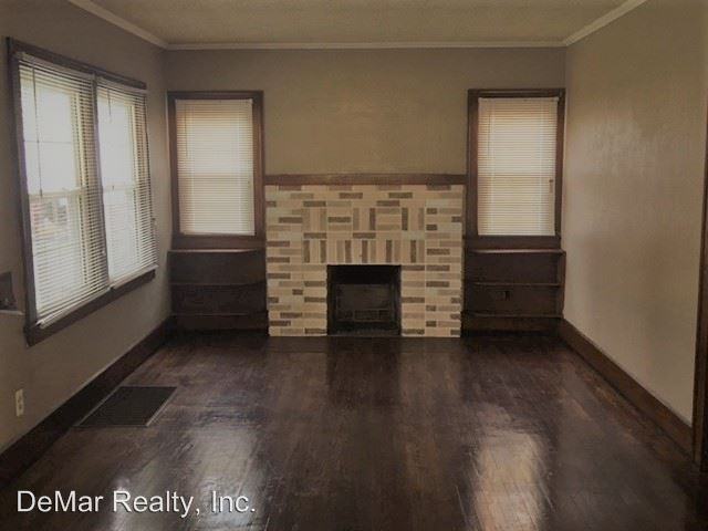 123 Melrose Ave - Photo 3 of 6