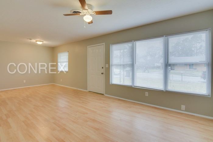 1936 Dunham Ct - Photo 2 of 10