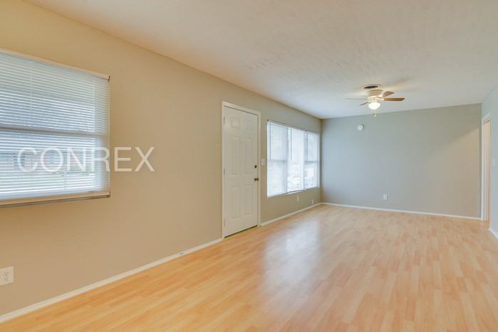 1936 Dunham Ct - Photo 3 of 10