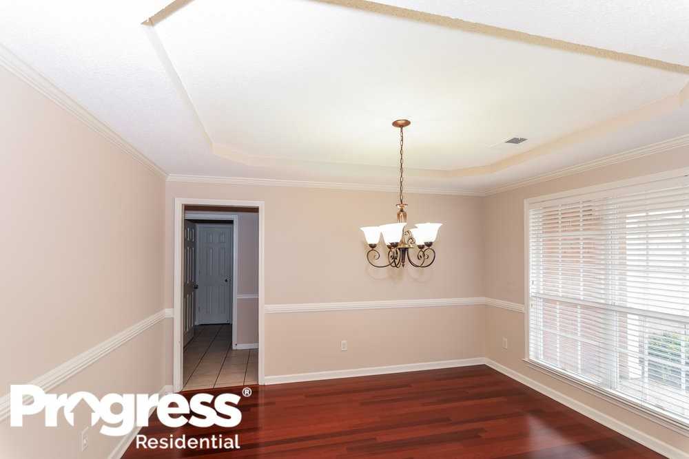 5116 Summer Mist Cove - Photo 3 of 15