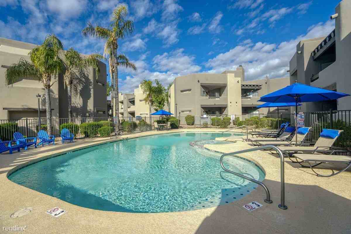 Off the 101/Raintree - Photo 2 of 12