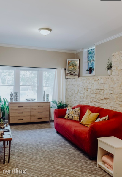 3909 Creekside Dr - Photo 2 of 22