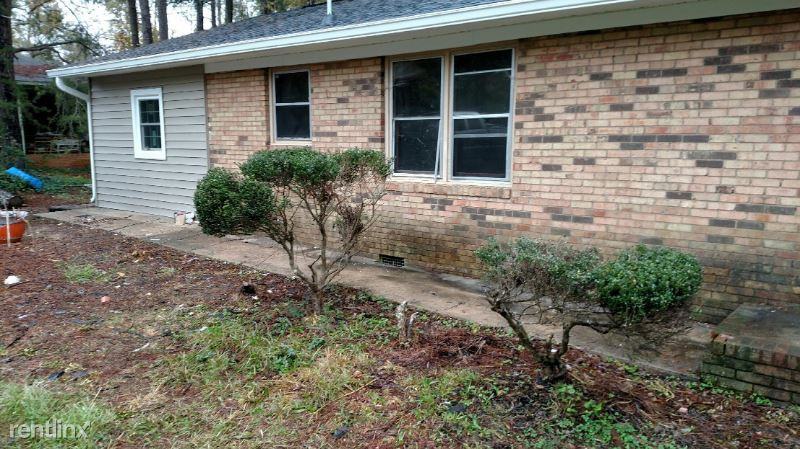 234 Poplin St - Photo 3 of 3