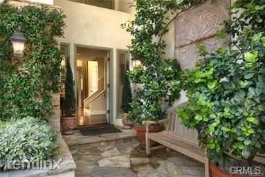 725 Emerald Bay - Photo 3 of 29
