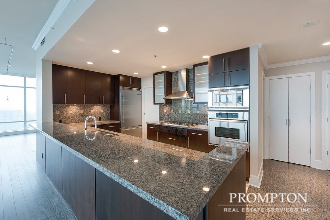 583 Beach Crescent #3302