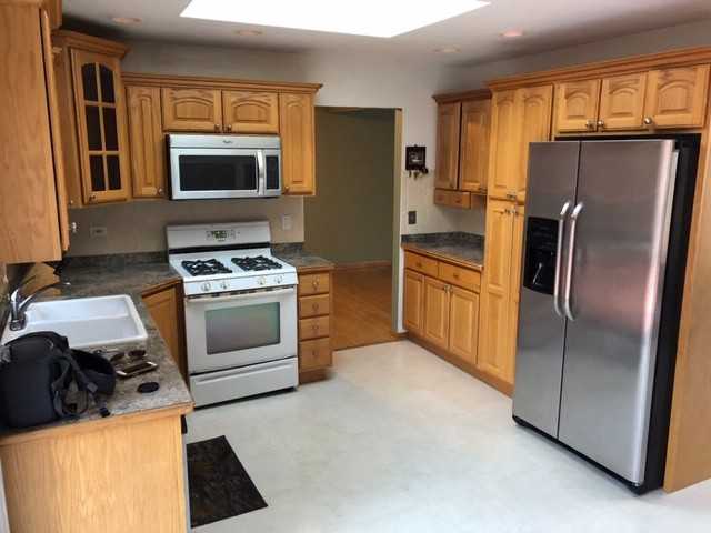 10086 S 81st Ave - Photo 3 of 17