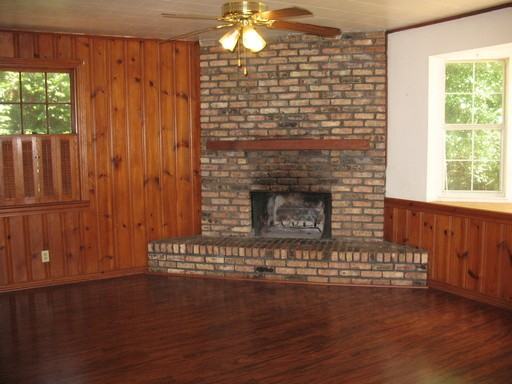 4823 S Auburn Dr - Photo 2 of 11