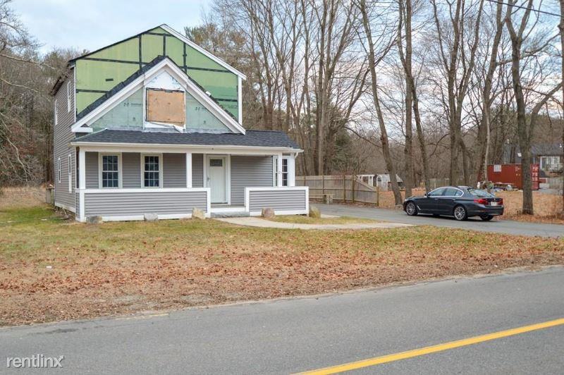 27 Pleasant St - Photo 2 of 5