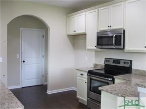 467 Sunbury Dr - Photo 3 of 21