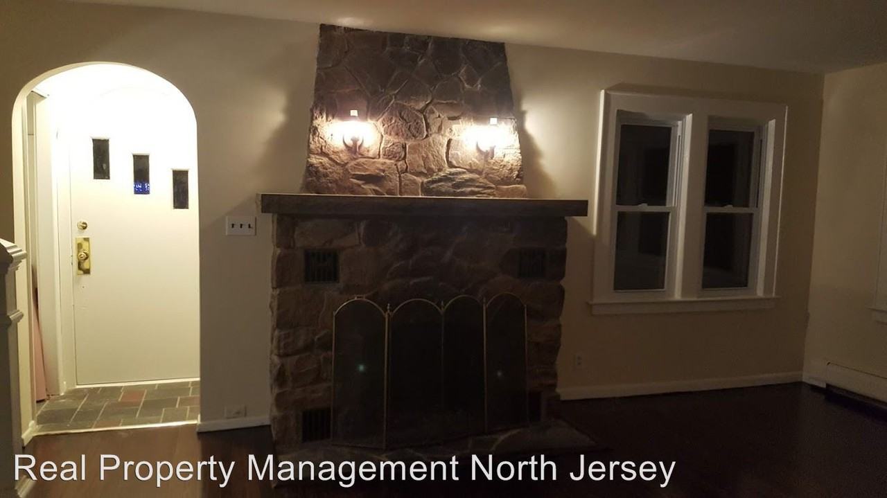 51 Allegany Path - Photo 3 of 9