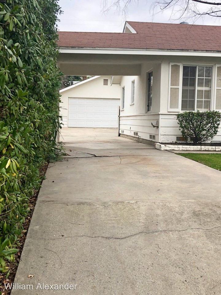 1753 Camino Sierra - Photo 3 of 10