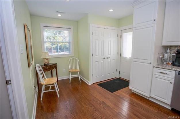 6507 Forest Hill Ave - Photo 3 of 30