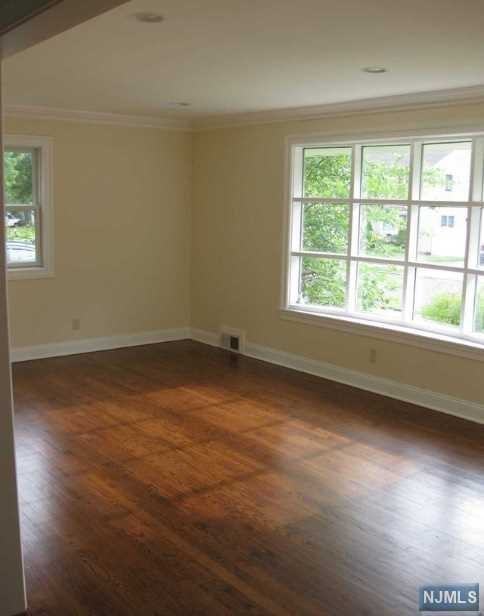 71 Brookfield Rd - Photo 2 of 11