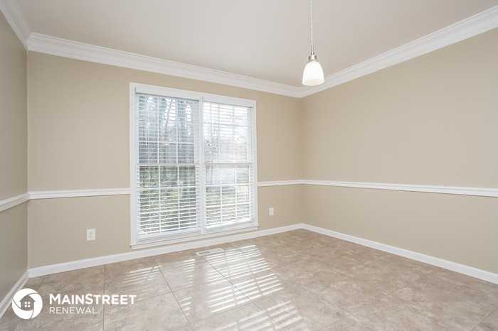 445 Gaillardia Way - Photo 3 of 15
