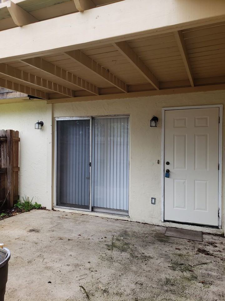 73 Springwood Square - Photo 2 of 14