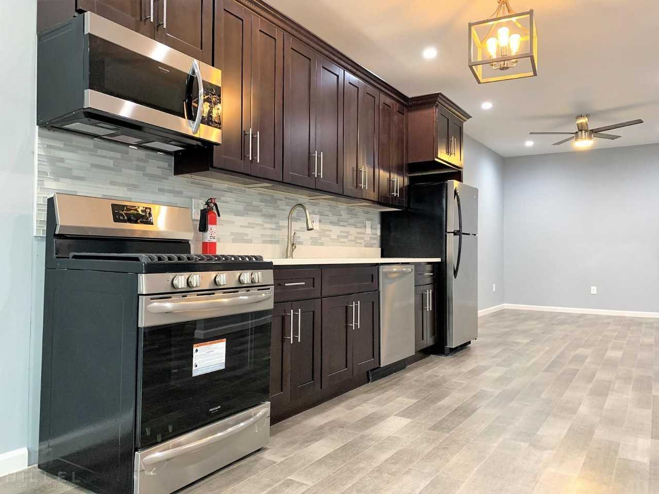 64-16 Palmetto St #2A