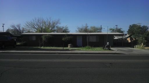 2115 15th St - Photo 3 of 18