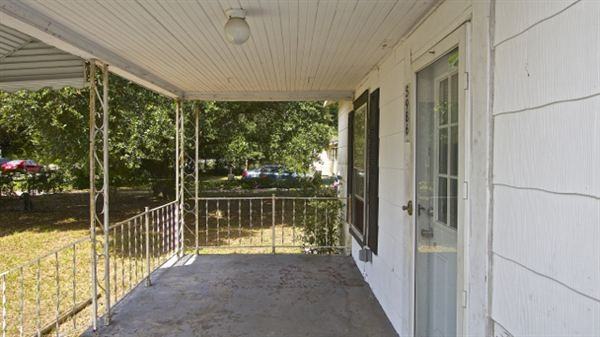 5986 Savannah Hwy - Photo 3 of 13