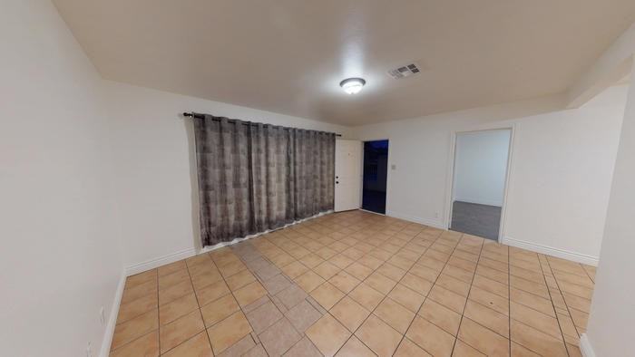 175 E 7th St - Photo 3 of 10