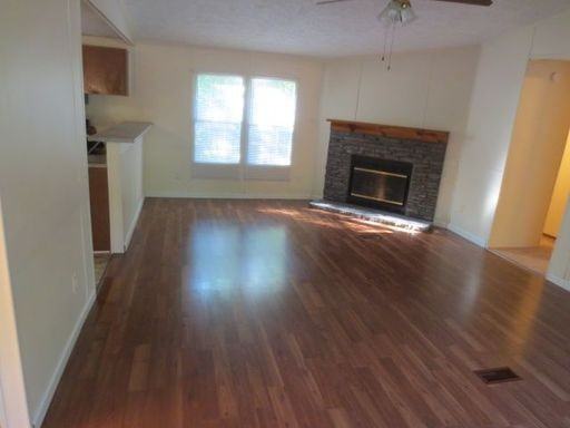 140 Country Creek Rd - Photo 2 of 9