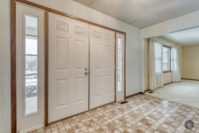 1707 Smokey Ct - Photo 2 of 31