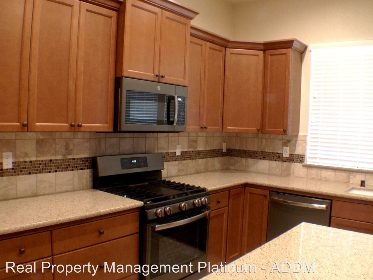 3634 N Soledad Ave - Photo 3 of 17