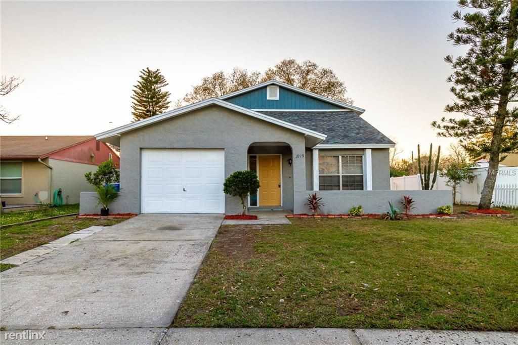 3119 Sandspur Dr - Photo 2 of 41