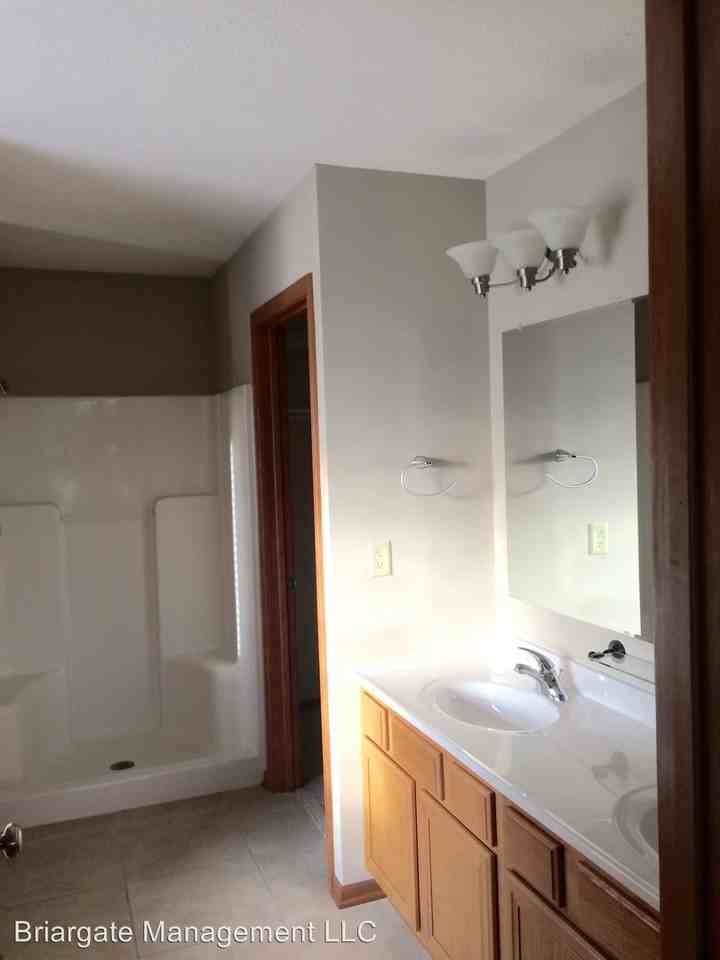 13310 Foxglove Ln - Photo 2 of 5