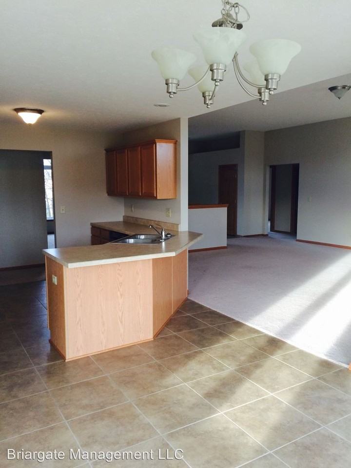 13310 Foxglove Ln - Photo 3 of 5