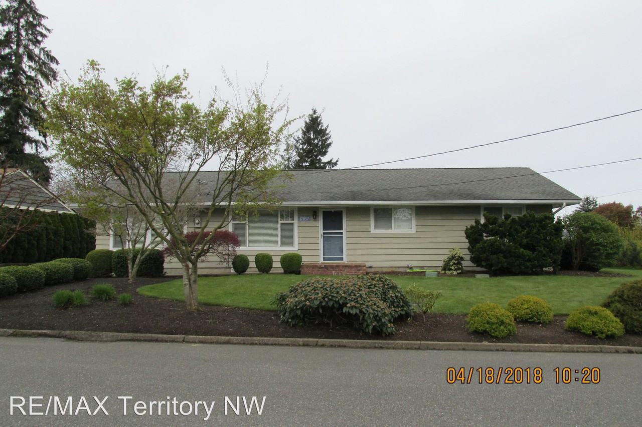 17057 Gailee Dr - Photo 2 of 16