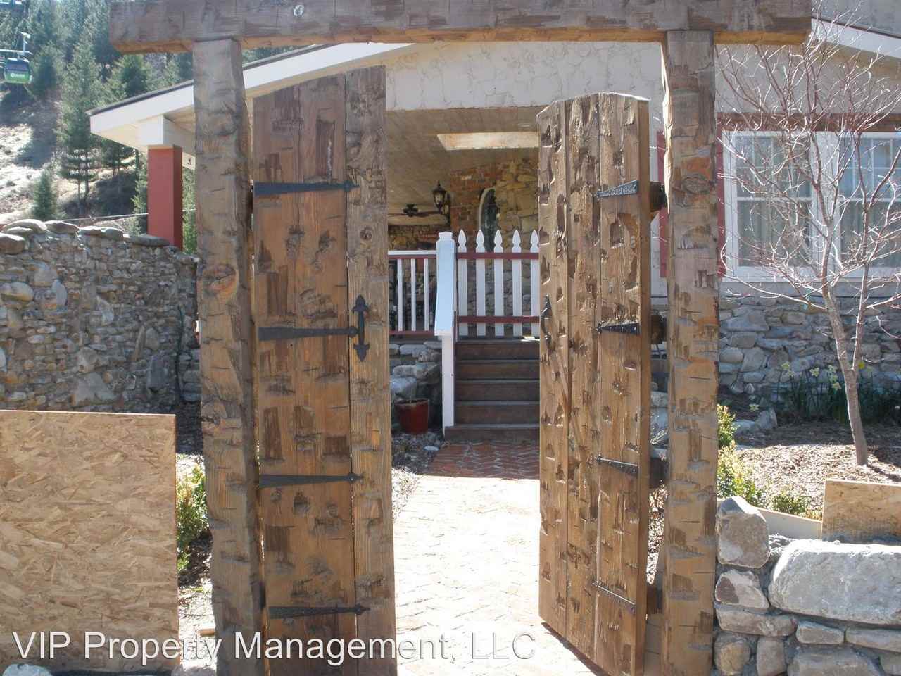 719 Mc Kinley Ave W - Photo 2 of 50