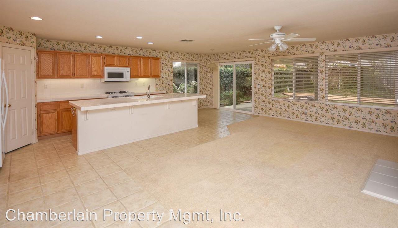 683 Jacks Creek Rd - Photo 3 of 20