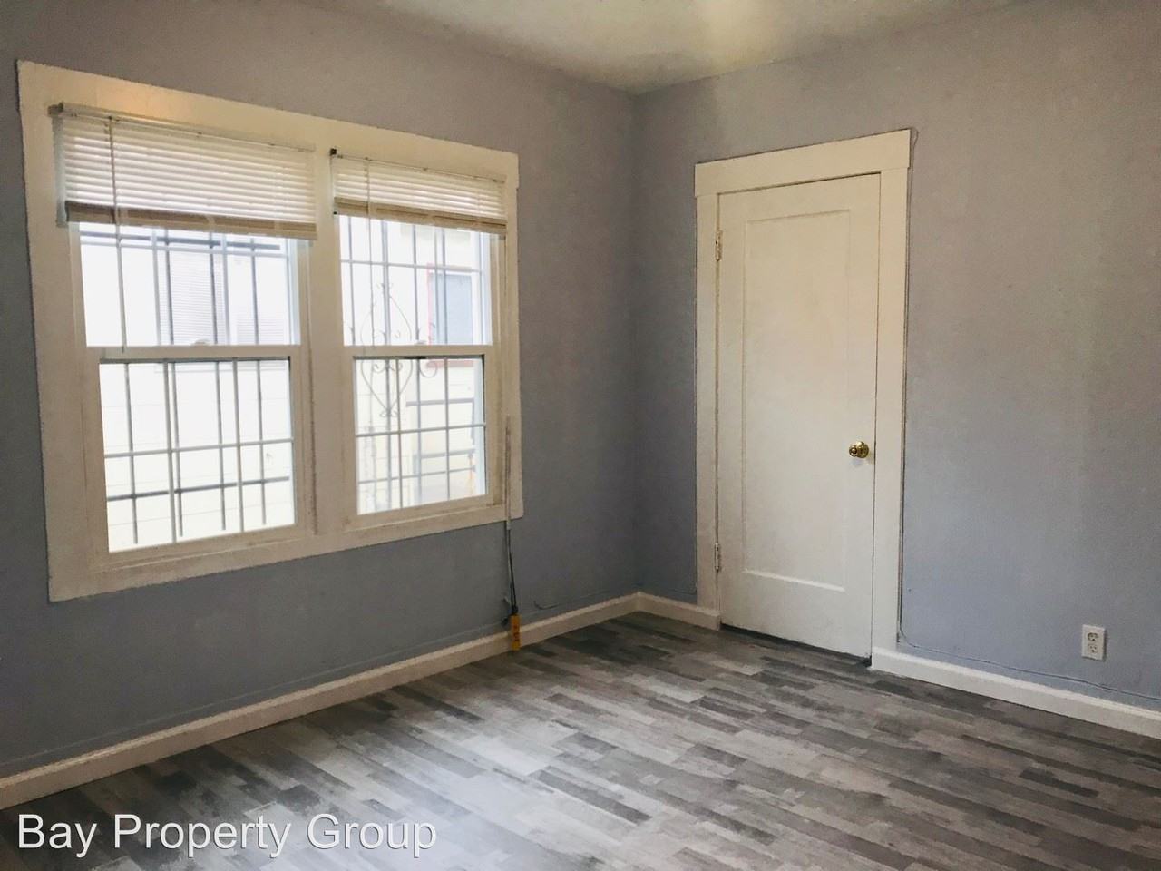 7138 Holly St - Photo 3 of 5