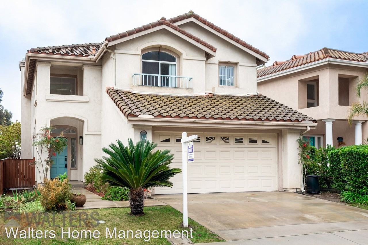 2115 Valley Rim Glen - Photo 2 of 8