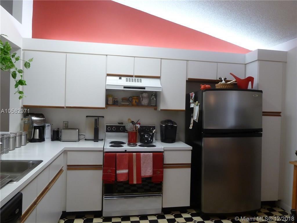 9847 Northwest 1st Court - Photo 3 of 10