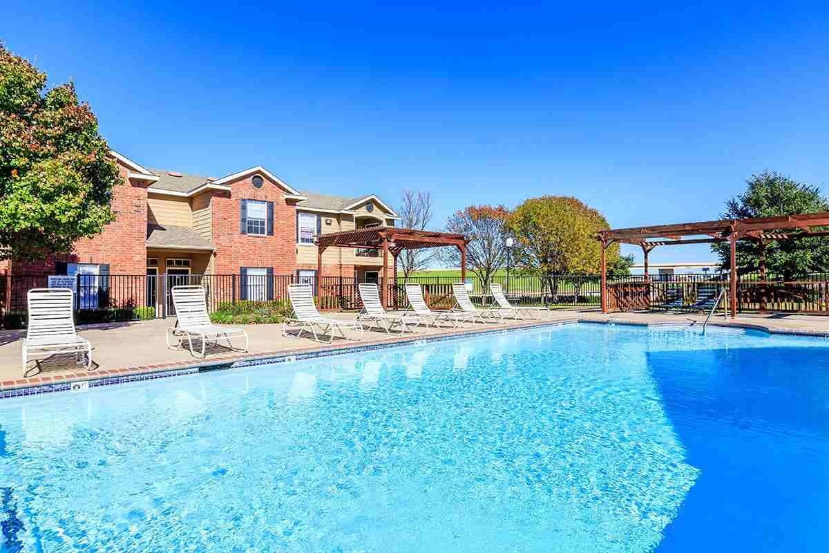 Cobblestone Village Apartments - Photo 3 of 27