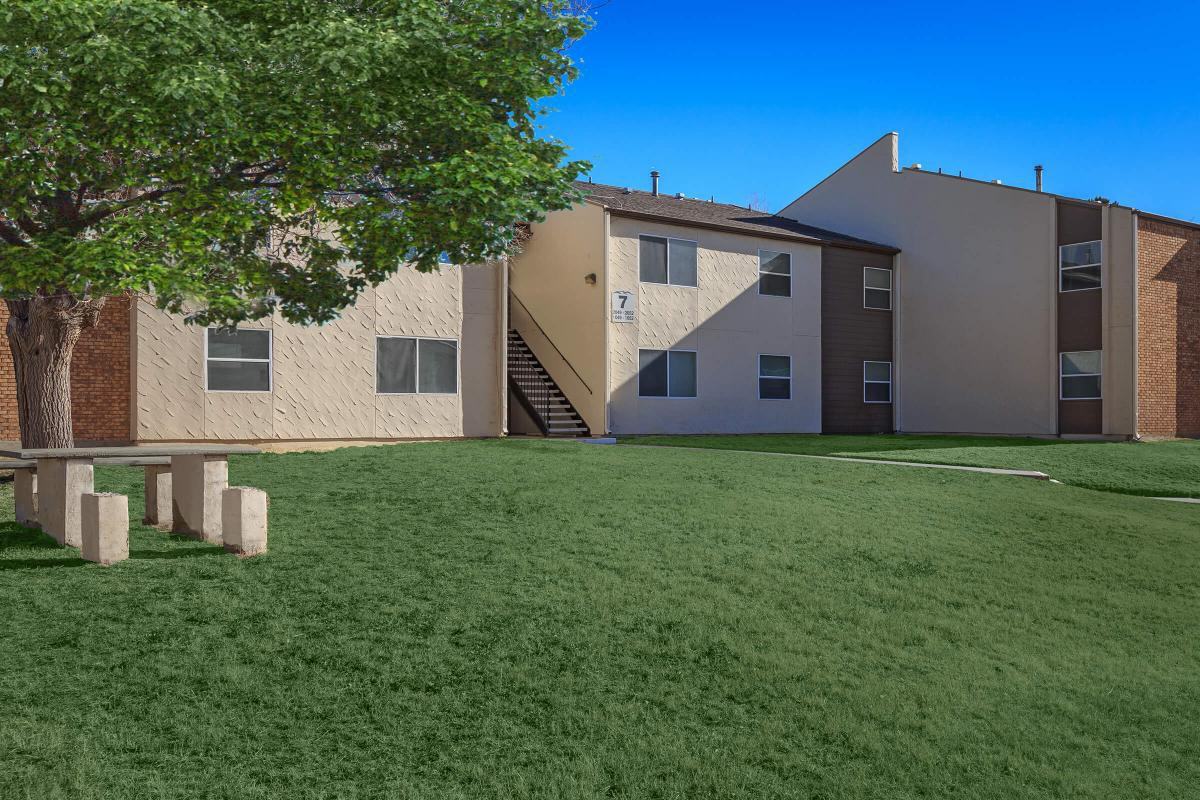 Gateway East Apartments - Photo 2 of 38