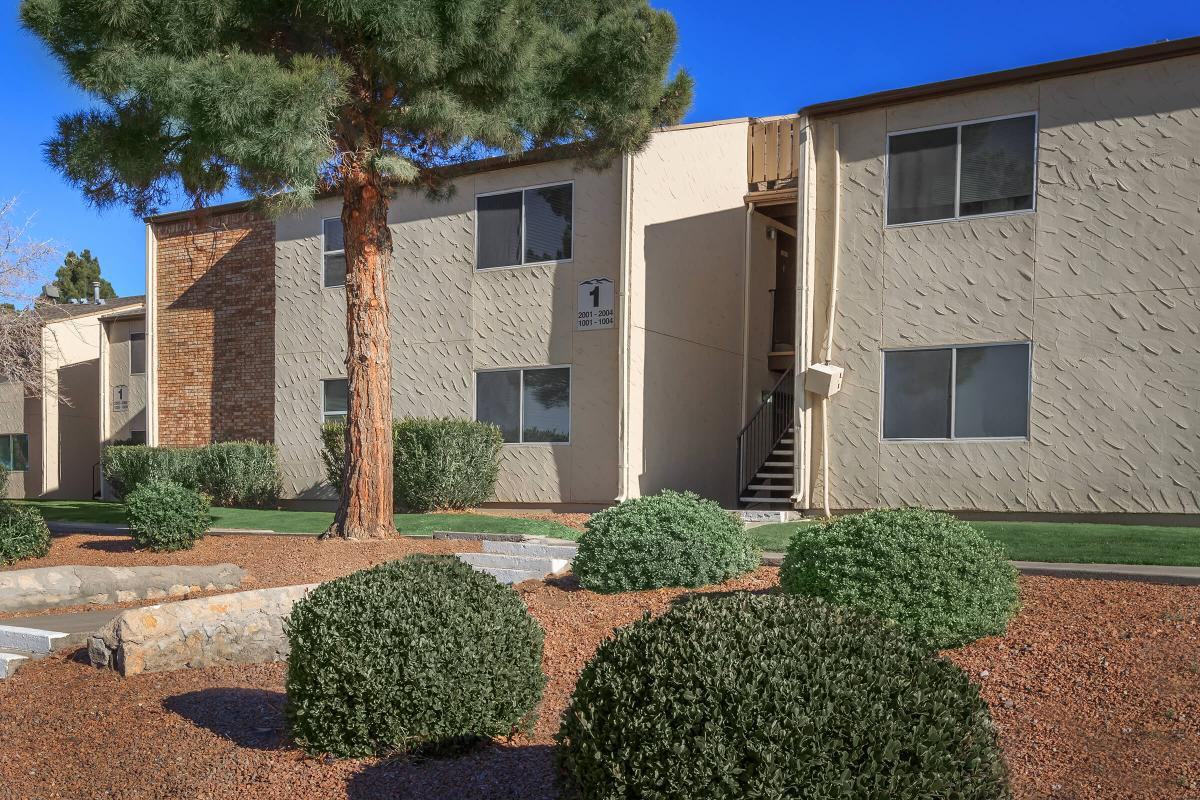 Gateway East Apartments - Photo 3 of 38