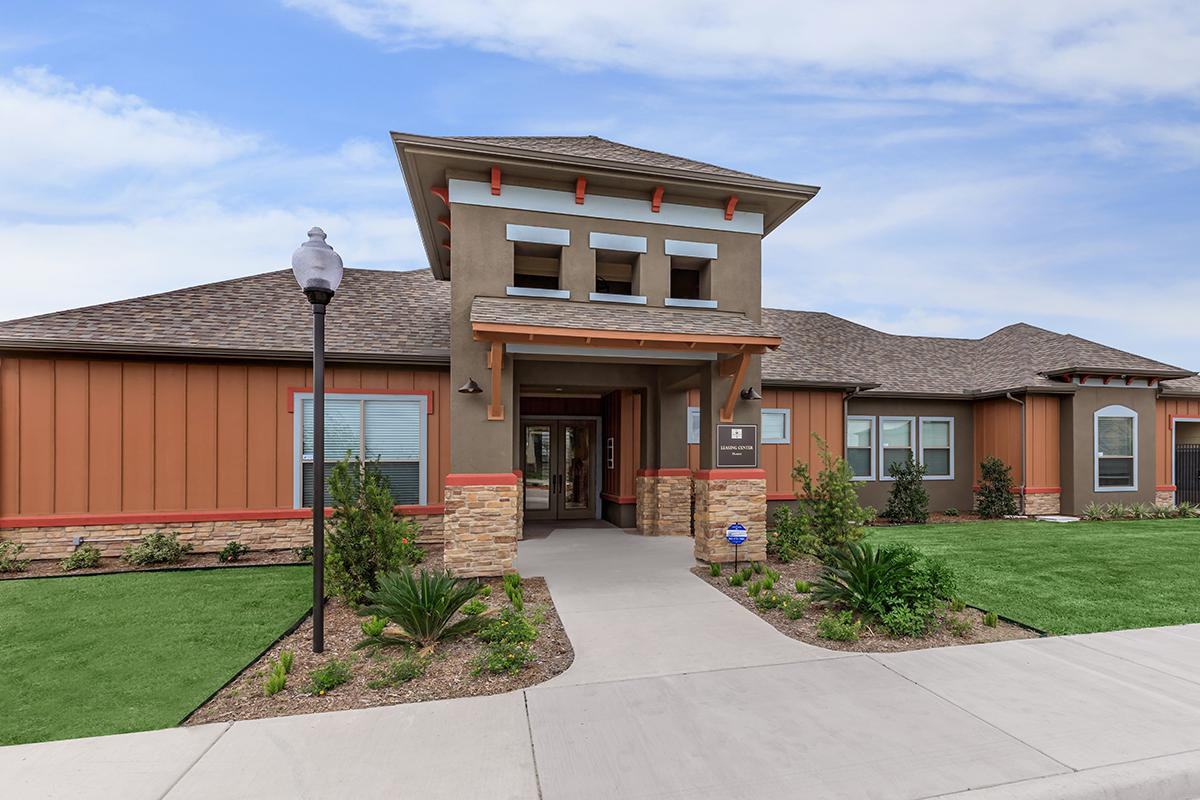 Liberty Village Apartments 4710 S Veterans Blvd, Edinburg, TX 78542