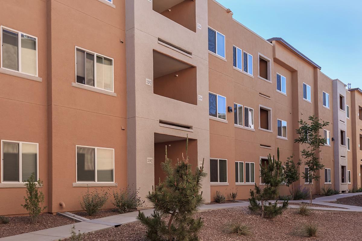 Villas at West Mountain - Photo 2 of 27