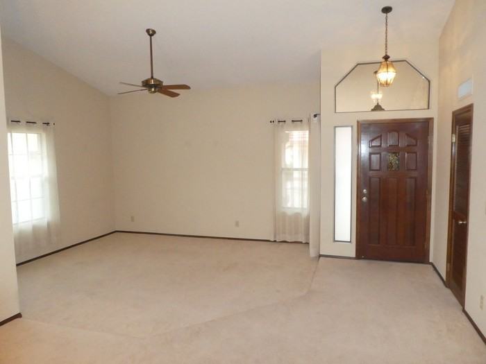 3839 E Cherokee St - Photo 2 of 24