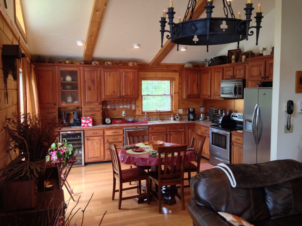 119 Ethan Dr - Photo 3 of 18