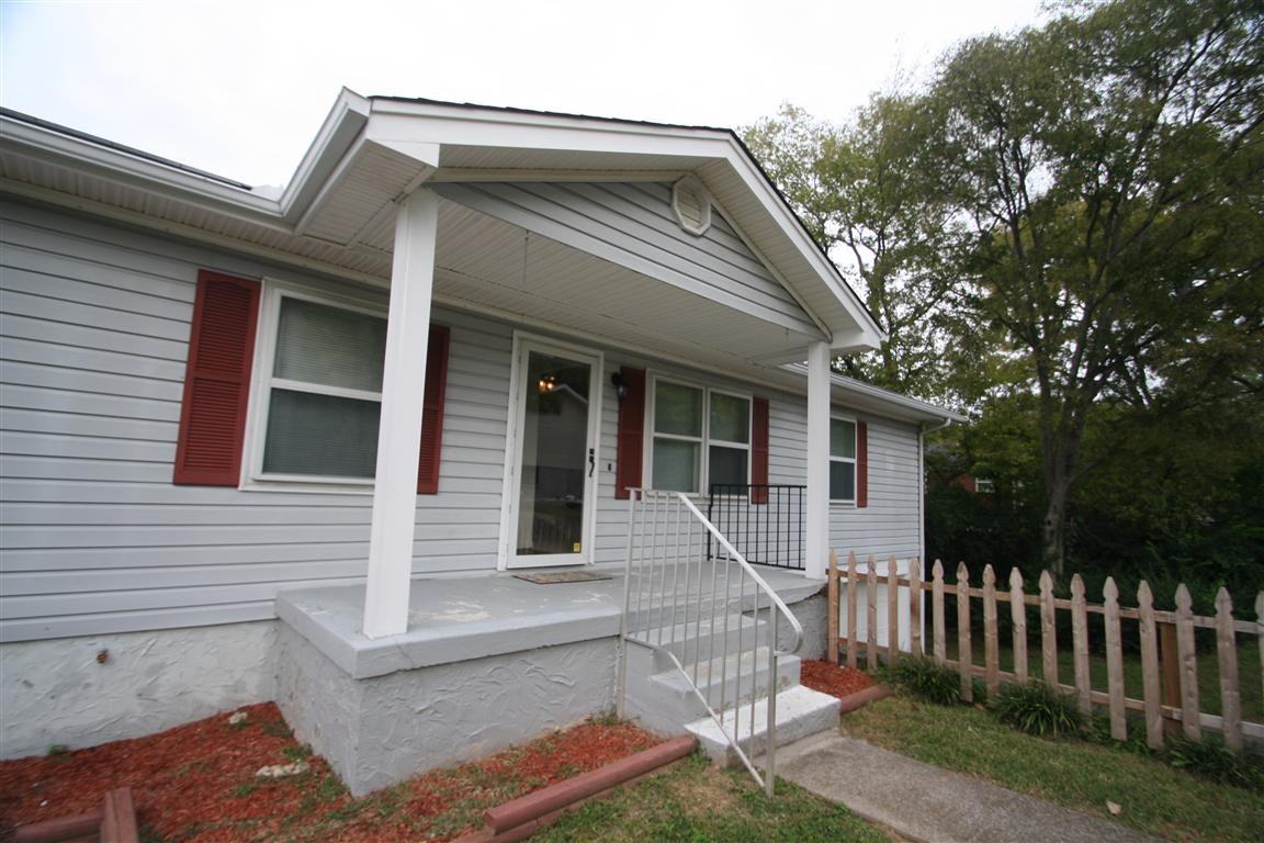 2837 Airwood Dr - Photo 3 of 20