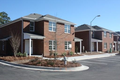 209 Durango Pl - Photo 3 of 11